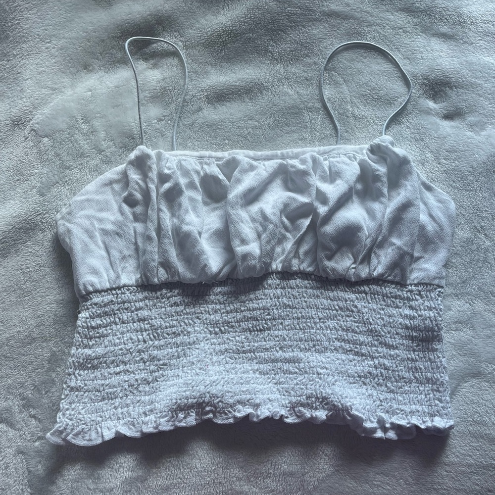 white pacsun ruffled top